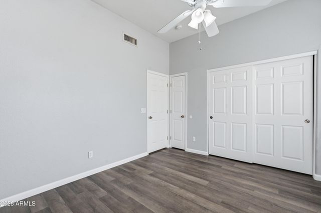 1425 S LINDSAY Road 51, Mesa, AZ 85204