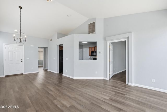 1425 S LINDSAY Road 51, Mesa, AZ 85204