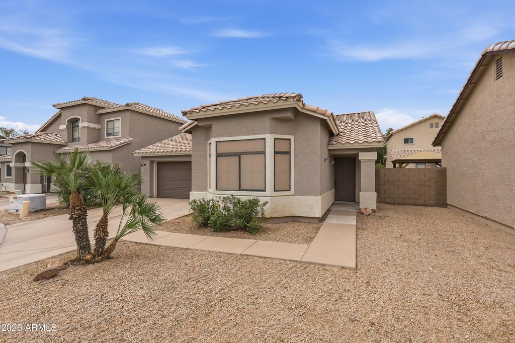 Image 3 of property listing at 1425 S LINDSAY Road 51, Mesa, AZ 85204