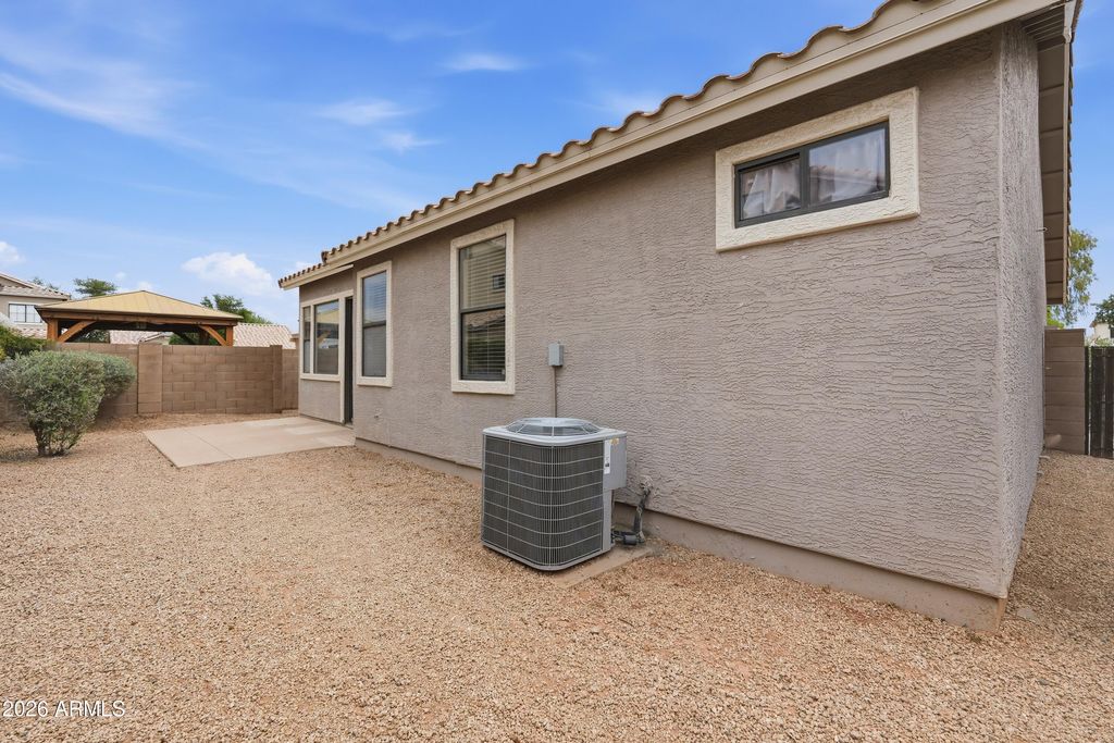 Image 30 of property listing at 1425 S LINDSAY Road 51, Mesa, AZ 85204