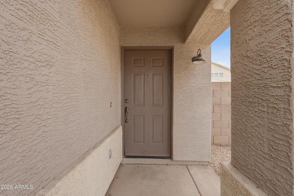 Image 4 of property listing at 1425 S LINDSAY Road 51, Mesa, AZ 85204