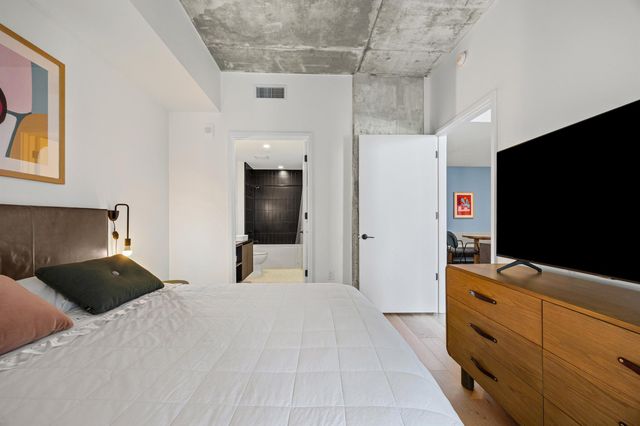 48 East Ave 2509, Austin, TX 78701