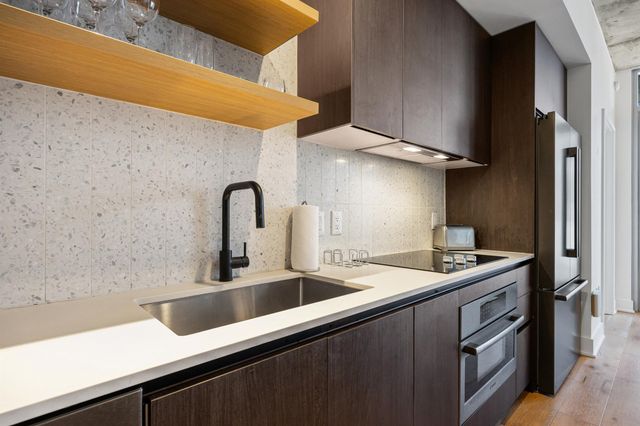 48 East Ave 2509, Austin, TX 78701