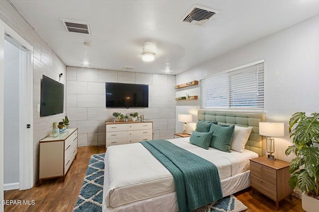 1732 Russ Randall Street, El Paso, TX 79936