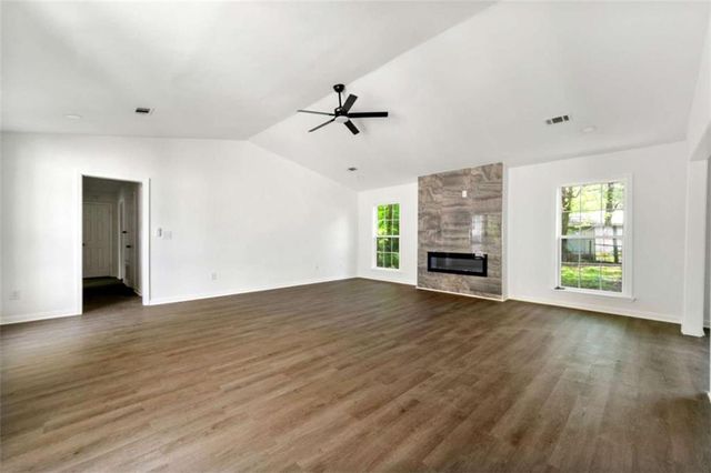 2254 Lisbon Lane, Jonesboro, GA 30236