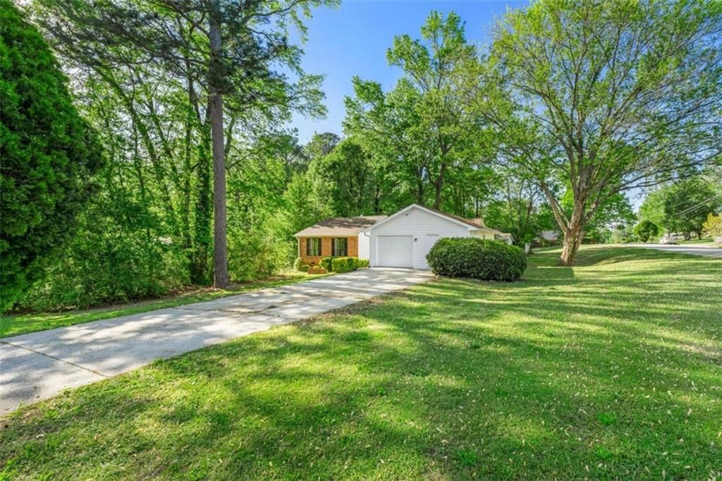 2254 Lisbon Lane, Jonesboro, GA 30236