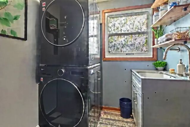 113 Wallace Street, Bartlett, IL 60103