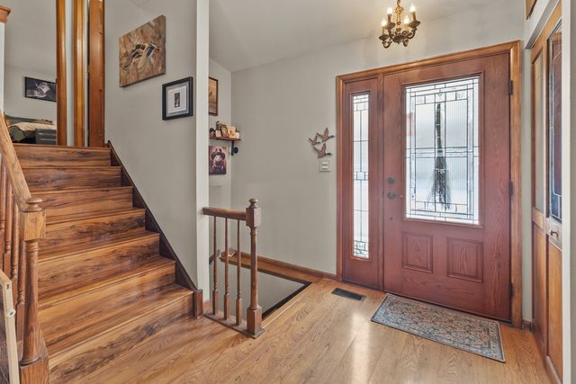 113 Wallace Street, Bartlett, IL 60103