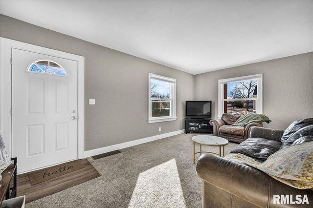 602 RIDGE Street, Washington, IL 61571