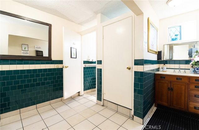 147 E Rosecrans Avenue, Compton, CA 90222