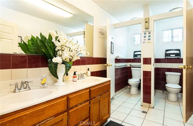 147 E Rosecrans Avenue, Compton, CA 90222