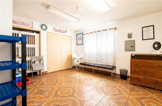 147 E Rosecrans Avenue, Compton, CA 90222