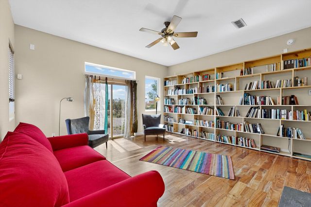 6808 Sunset Circle, Santa Fe, NM 87507