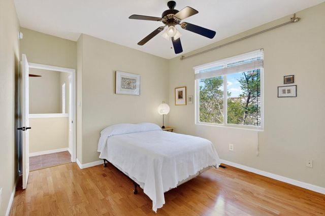 6808 Sunset Circle, Santa Fe, NM 87507