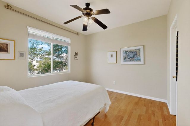 6808 Sunset Circle, Santa Fe, NM 87507