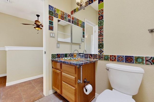 6808 Sunset Circle, Santa Fe, NM 87507