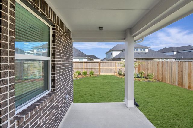 3319 Wickfield Pass Lane, League City, TX 77573
