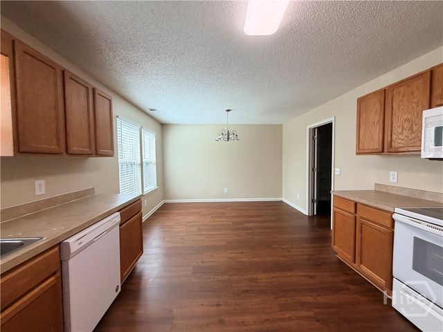 13 Holly Springs Circle, Port Wentworth, GA 31407