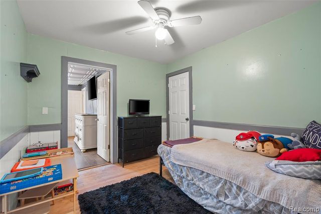 32155 Melton Street, Westland, MI 48186