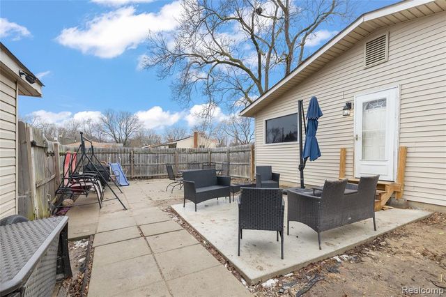 32155 Melton Street, Westland, MI 48186