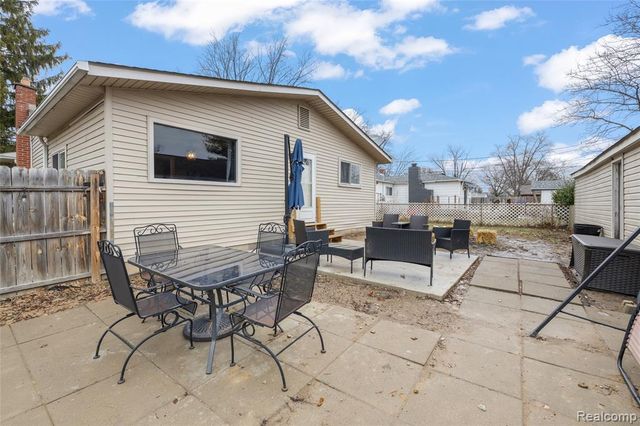 32155 Melton Street, Westland, MI 48186