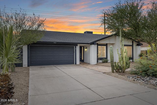 1922 W CORTEZ Circle, Chandler, AZ 85224
