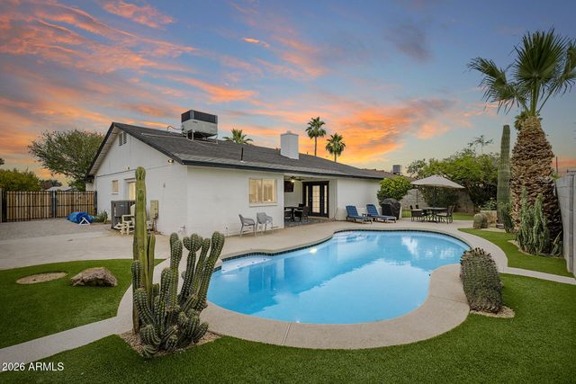 1922 W CORTEZ Circle, Chandler, AZ 85224