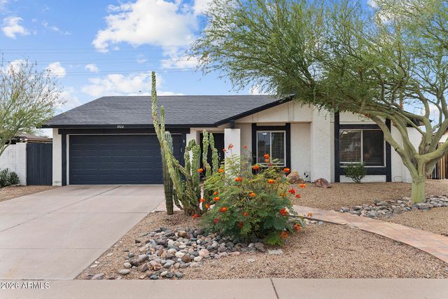 1922 W CORTEZ Circle, Chandler, AZ 85224