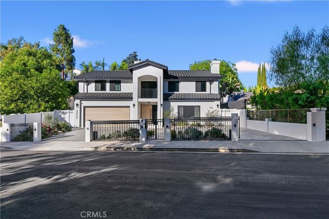 22269 Avenue San Luis, Woodland Hills, CA 91364