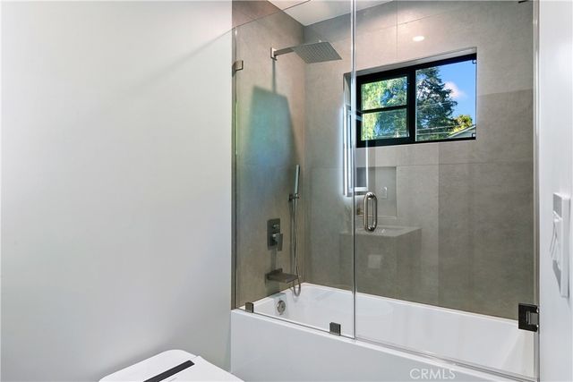 22269 Avenue San Luis, Woodland Hills, CA 91364