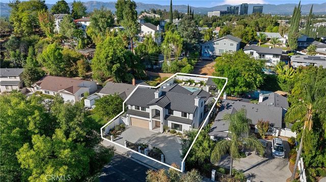 22269 Avenue San Luis, Woodland Hills, CA 91364
