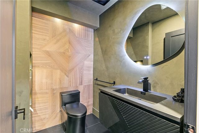 22269 Avenue San Luis, Woodland Hills, CA 91364