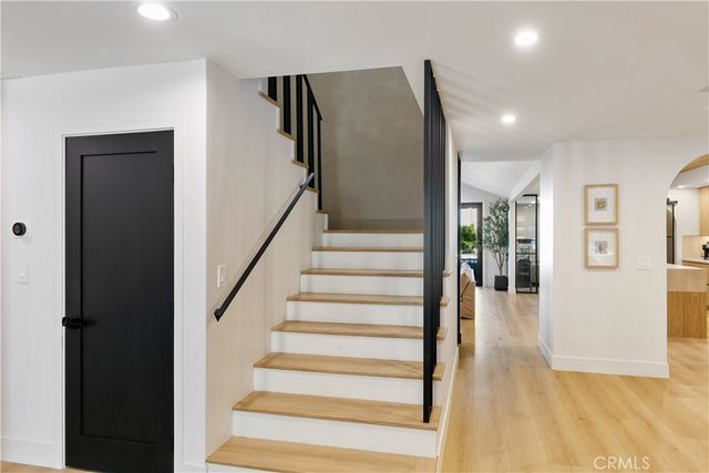 22269 Avenue San Luis, Woodland Hills, CA 91364