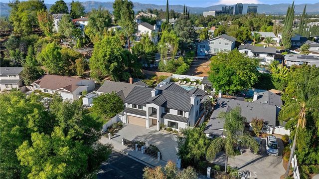 22269 Avenue San Luis, Woodland Hills, CA 91364