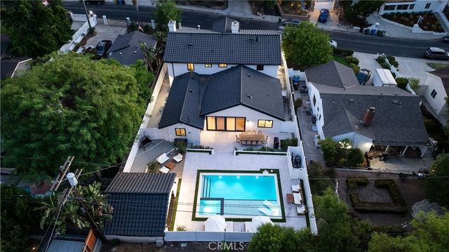 22269 Avenue San Luis, Woodland Hills, CA 91364