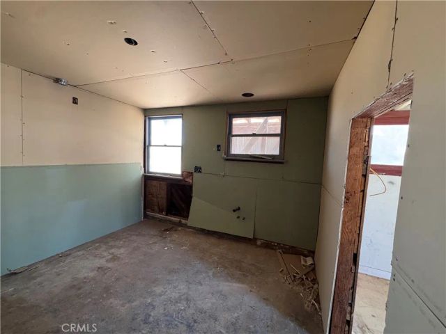 35587 National Trails, Daggett, CA 92327