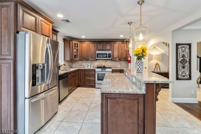1 Shongum Rd, Parsippany-troy Hills Twp., NJ 07834