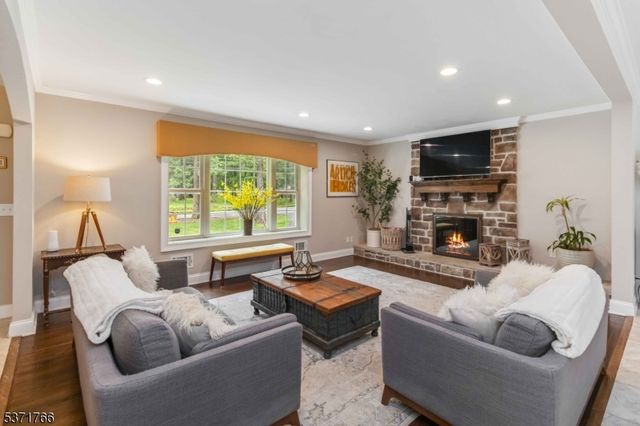 1 Shongum Rd, Parsippany-troy Hills Twp., NJ 07834