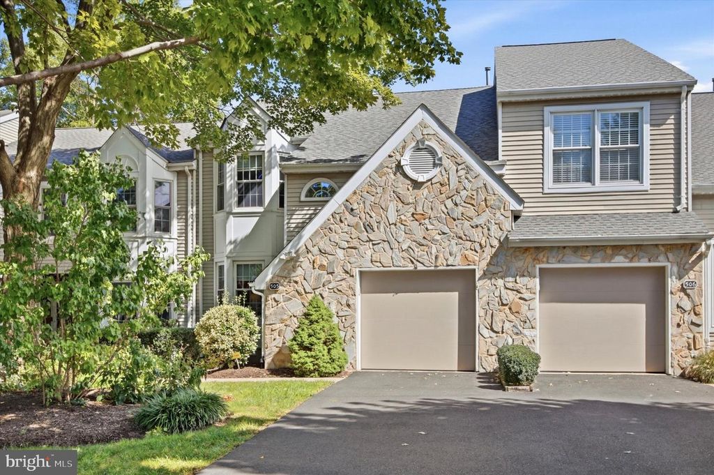 505 EAGLE LN, DOYLESTOWN, PA 18901 — photo 2