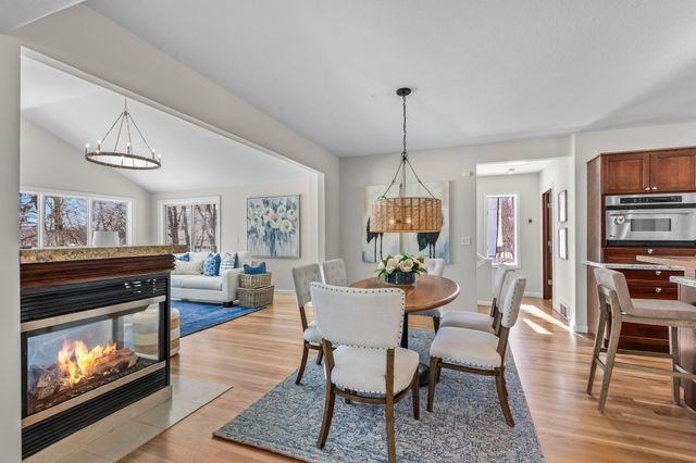 630 Carver Beach Road, Chanhassen, MN 55317