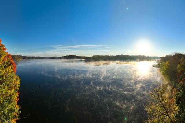 630 Carver Beach Road, Chanhassen, MN 55317