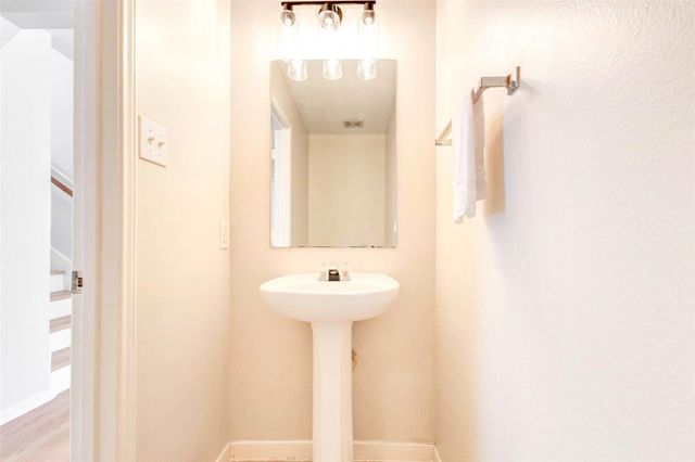 5318 Cilantro Lane, Baytown, TX 77521