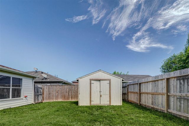 5318 Cilantro Lane, Baytown, TX 77521