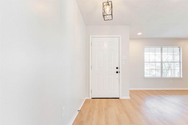 5318 Cilantro Lane, Baytown, TX 77521