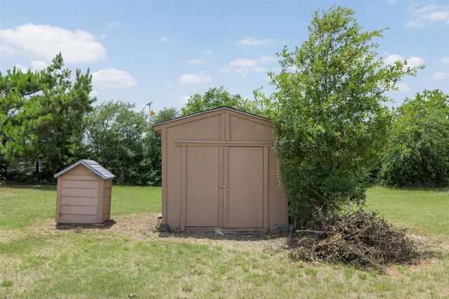 32675 Fm 1488 Road, Hempstead, TX 77445