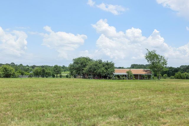 32675 Fm 1488 Road, Hempstead, TX 77445