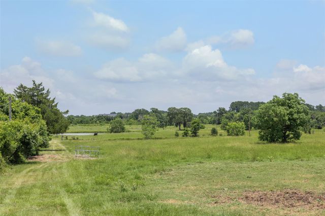 32675 Fm 1488 Road, Hempstead, TX 77445