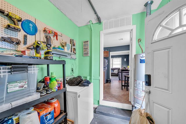 1858 N Pennsylvania Ave, Wichita, KS 67214