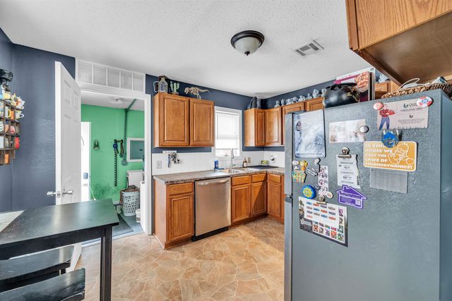 1858 N Pennsylvania Ave, Wichita, KS 67214