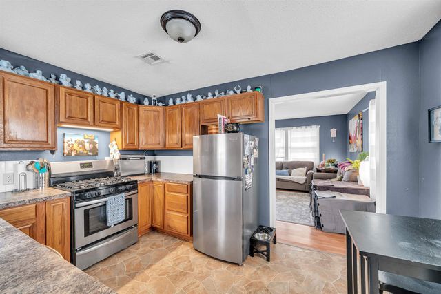 1858 N Pennsylvania Ave, Wichita, KS 67214